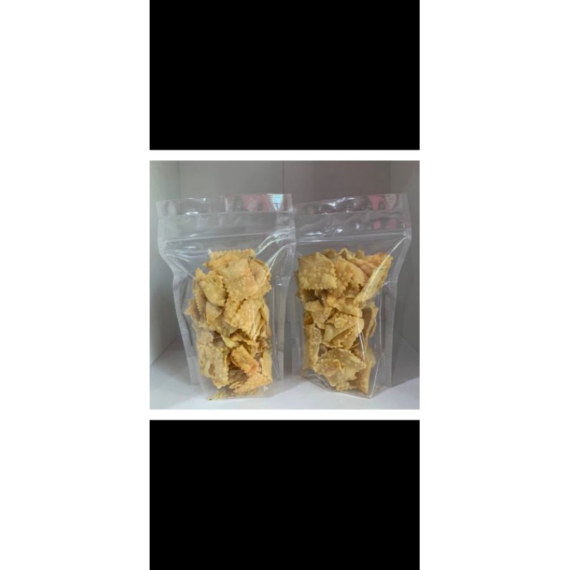 

KRIPIK BAWANG PEDAS DAN ORIGINAL 500g