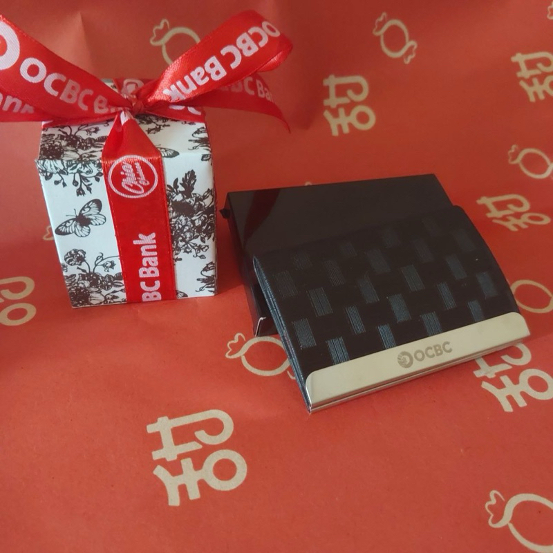 

GIFT HAMPERS Corporate - Card Holder & Candle Aromatheraphy