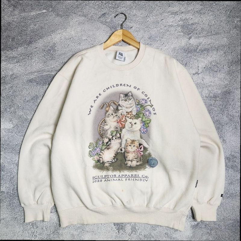 Sculptor Meow Crewneck