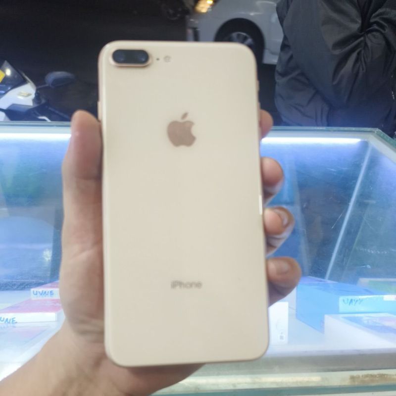 Iphone 8 plus 64GB