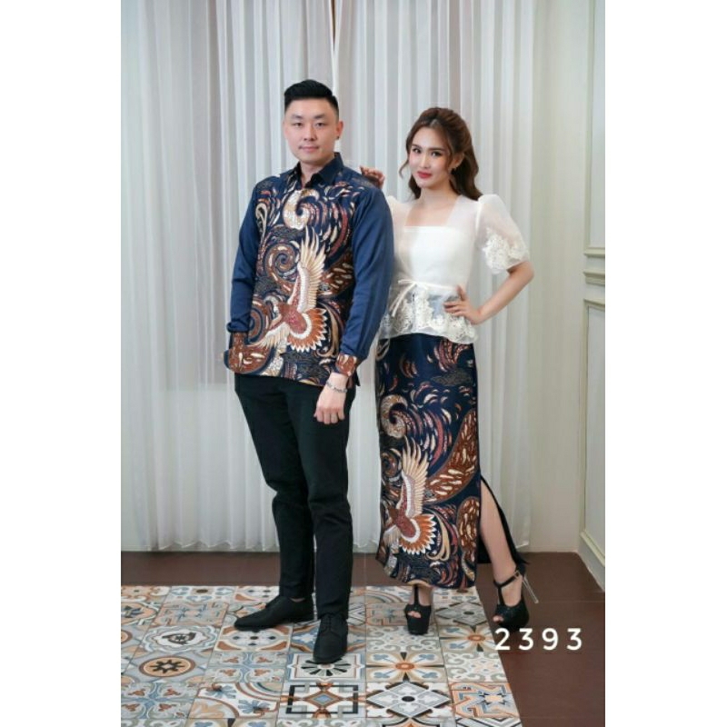 Kebaya Modern Navy Putih Bordir