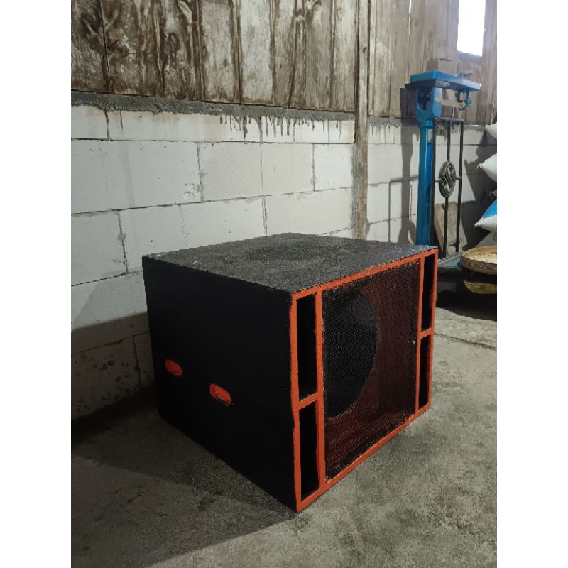 Box Spl 15 inch (Bekas)