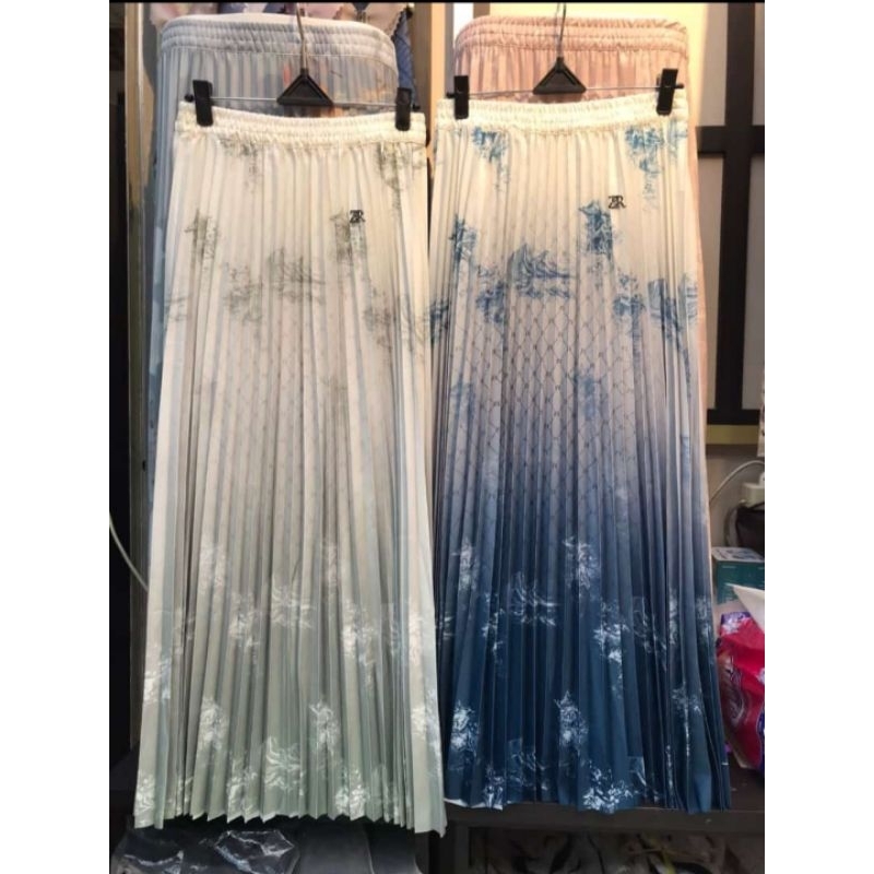 Rok Rania Motif Collin