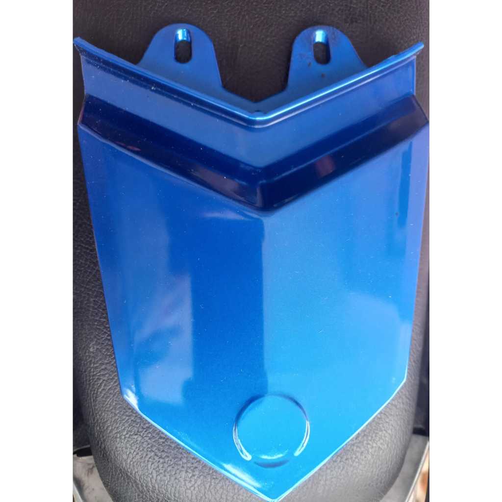 tutup body belakang / pet body belakang new vixion (NVA / NVL) biru