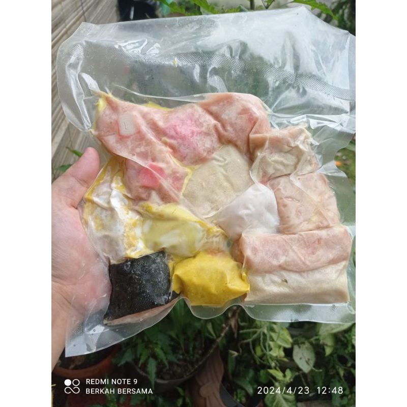 

Dimsum Premium Besar Mix Rasa