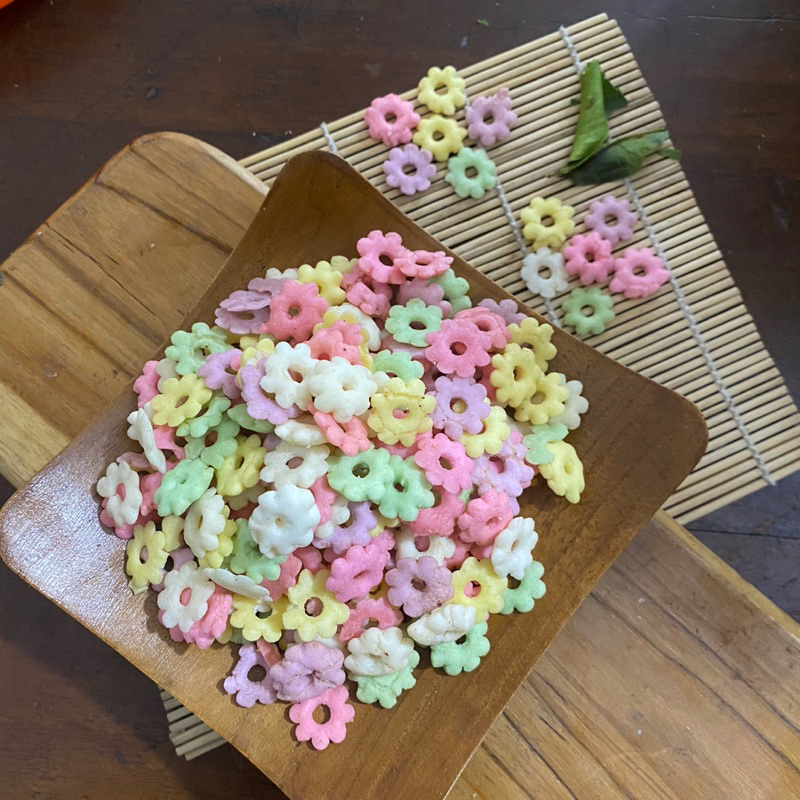 

SAKURA WARNA sakura ribut warna warni khas cirebon camilan kiloan 250gram 500gram 1kg