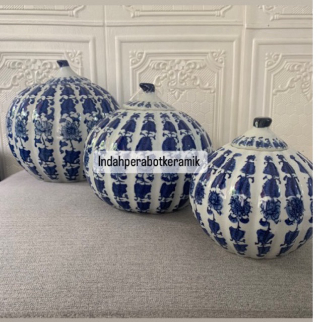 hiasan toples labu biru putih/toples biru putih