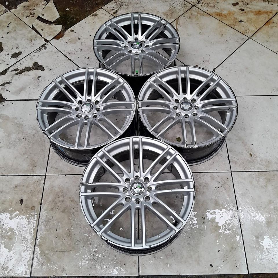 Velg MObil Bekas Avanza Xenia Mobilio Swift Yaris ENZO R17
