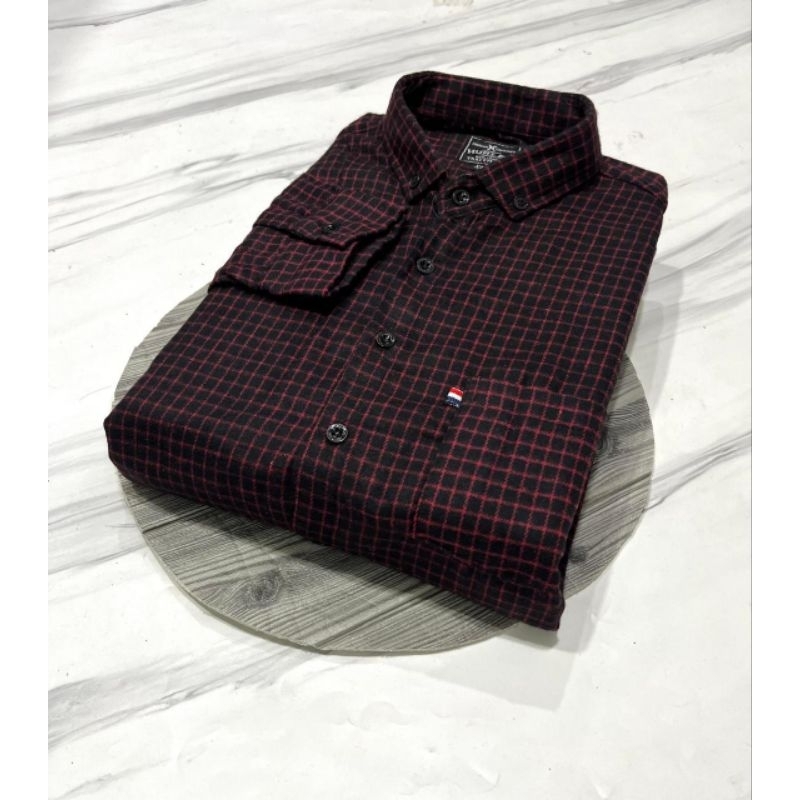 Kemeja Flanel Pria Lengan Panjang Hitam garis putih  Kemja Flanel Pria