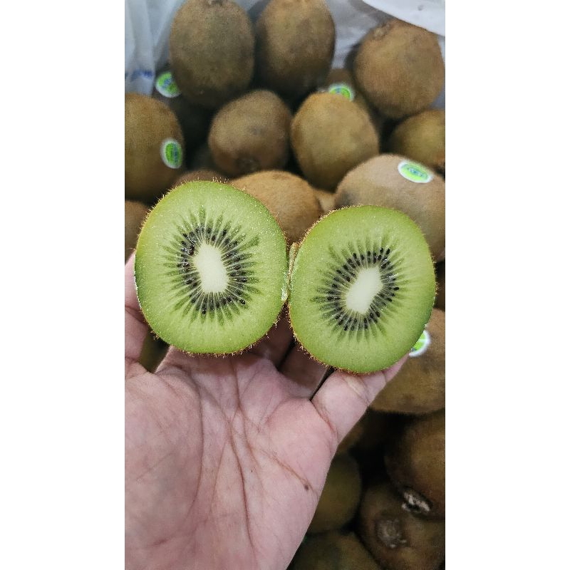 

kiwi green 1kg (manis segar)