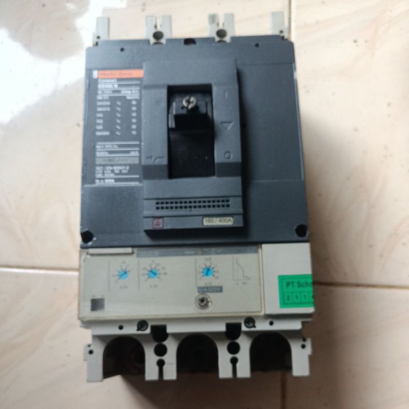 mccb NS 400 /630N
