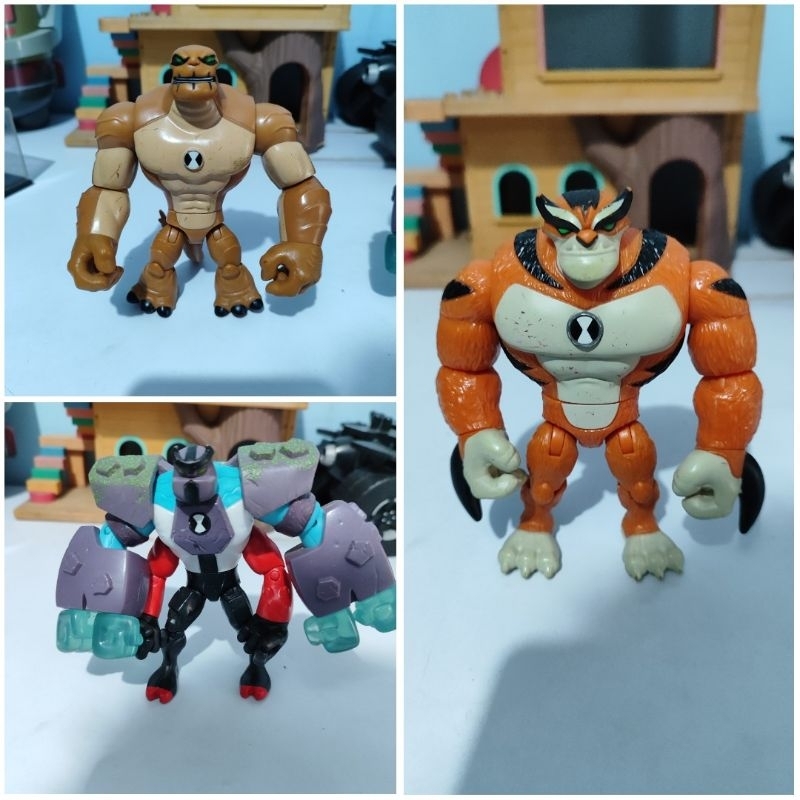 Ben 10 Figure original Playmates toys