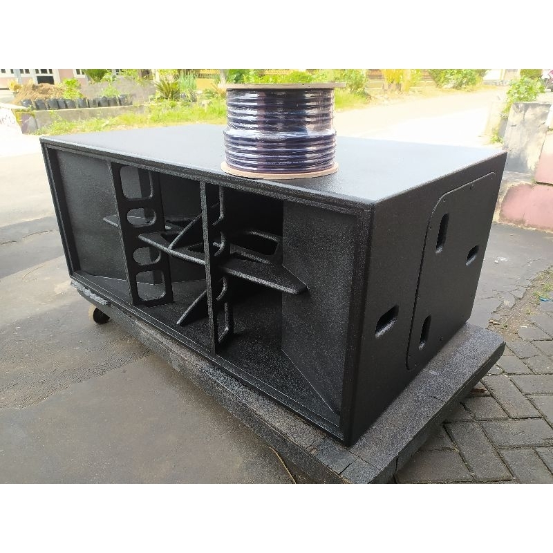 box CLA 18 inch Full Meranti