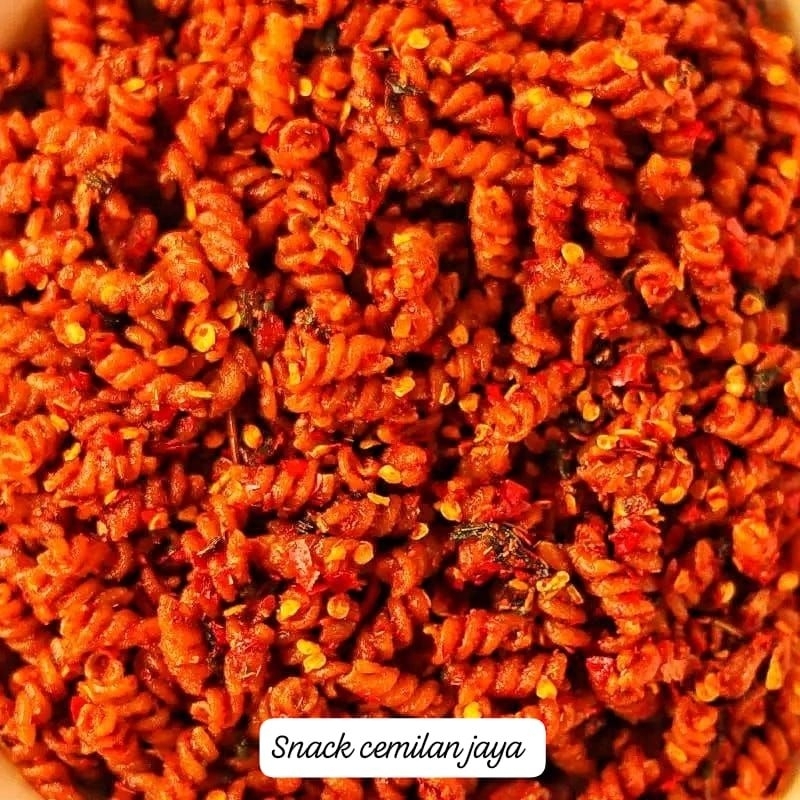 

MAKARONI SPIRAL PEDAS 1KG/MAKARONI PEDAS GURIH/SNACK CEMILAN MURAH