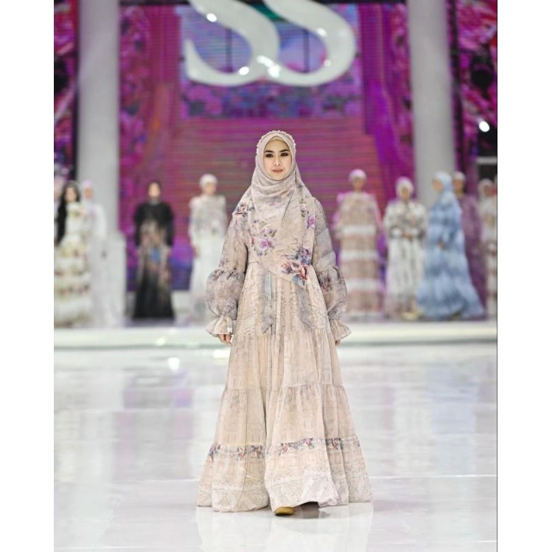 Set Hijab Ustadzah Oki FhasionShow Ori Ss