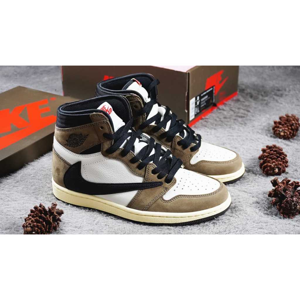 JORDAN 1 RETRO HIGH TRAVIS SCOT - SAIL BLACK DARK MOCHA