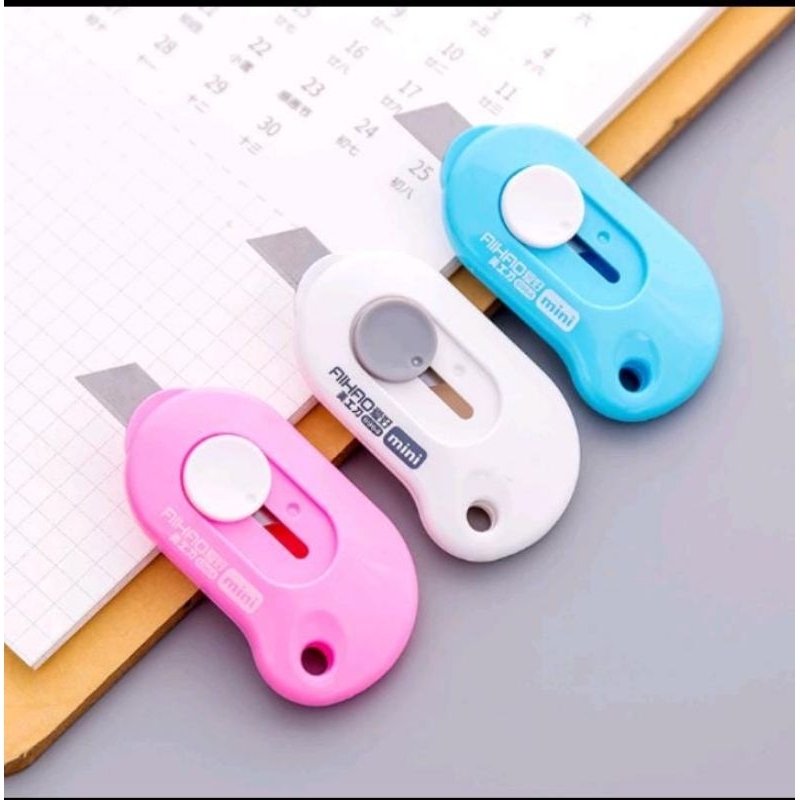

Cutter mini portable 6964- 6x4 cm