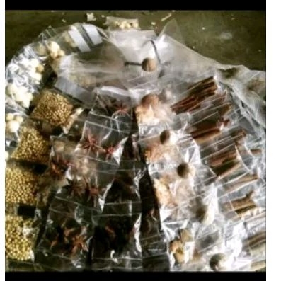 

Bumbu rempah harga 1bungkus