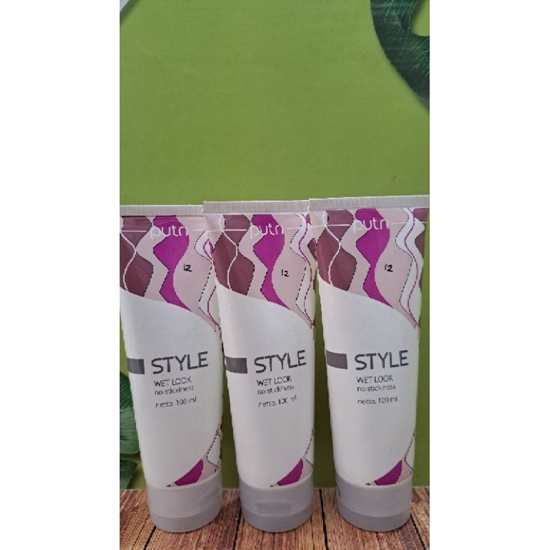 Putri Wet Look Hair cream 100ml