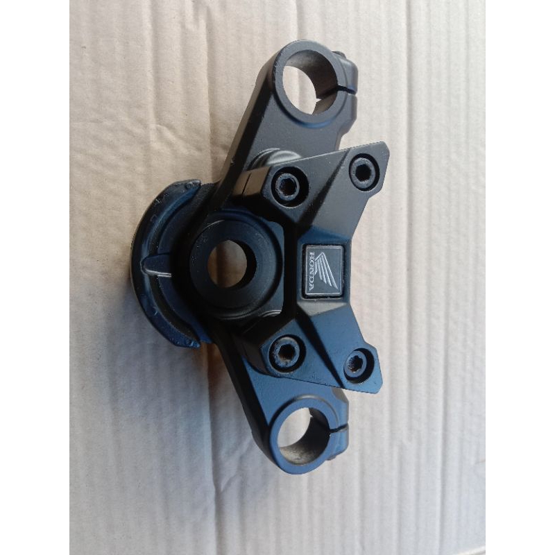 T atas Dudukan Stang Honda CB 150 R facelift CB 150 R streetfire original