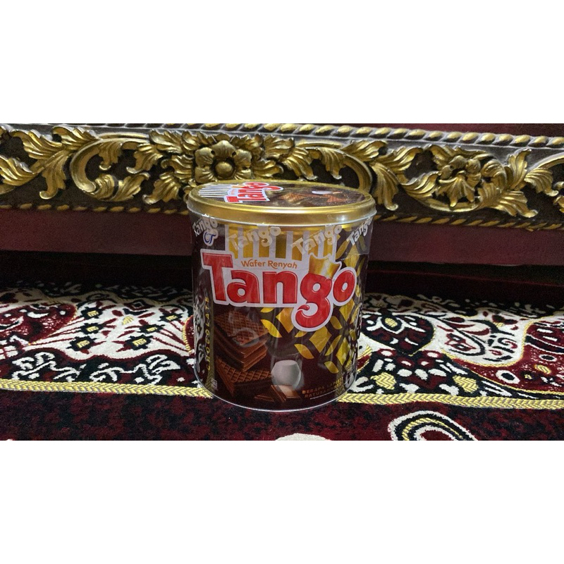 

TANGO WAFER CHOCOLATE KALENG 270gr