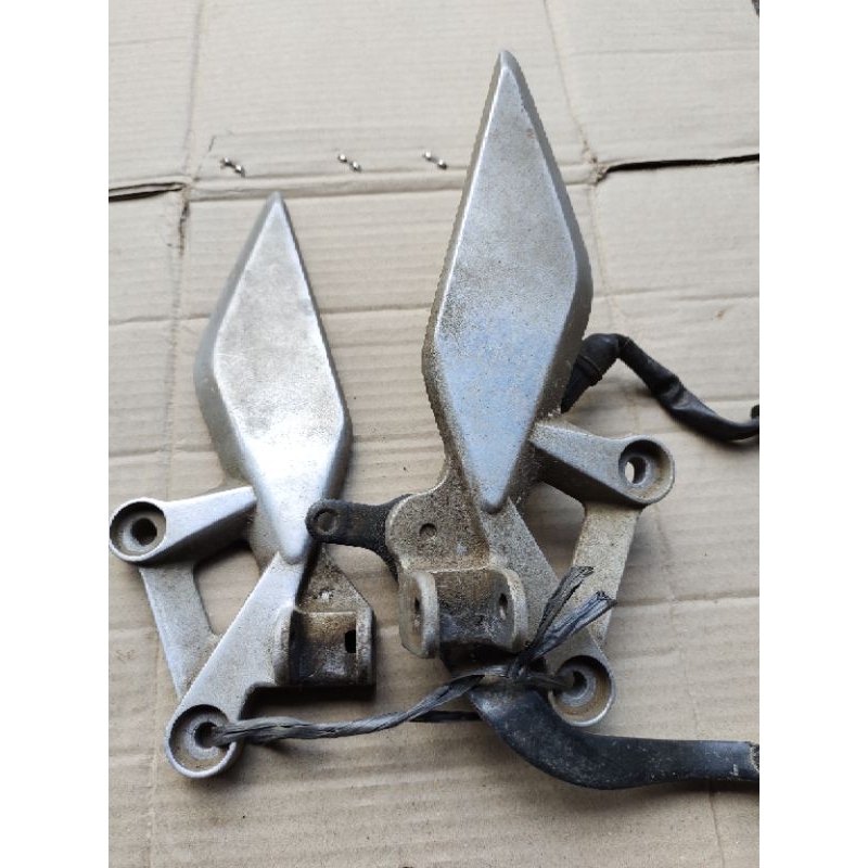 dudukan postep depan Honda cb150r old k15 original