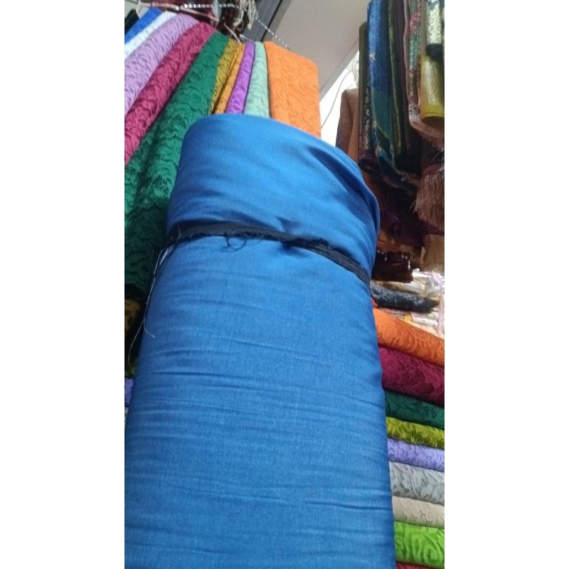 KAIN JEANS LEMBUT BAHAN CELANA (HARGA PER SETENGAH METER)