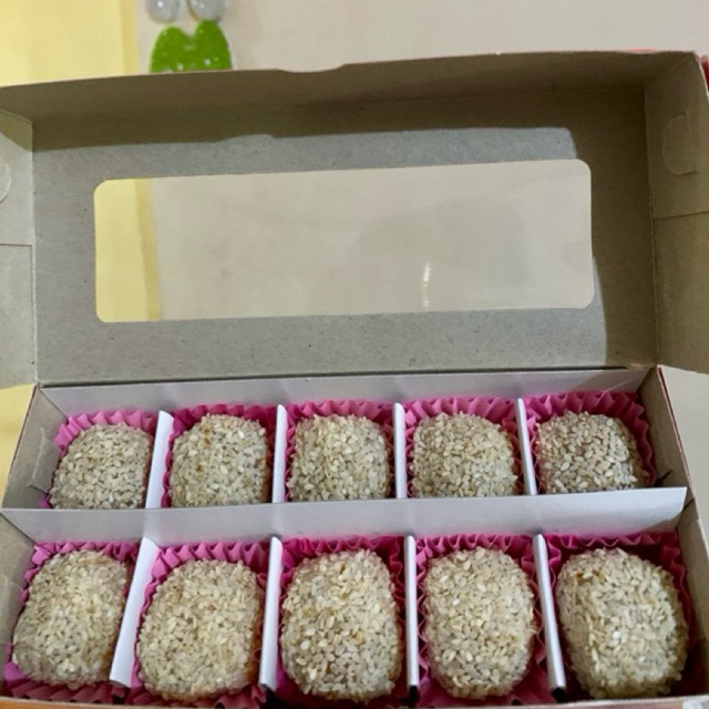 

Mochi Wijen Original Kue Moci Pandan Bandung