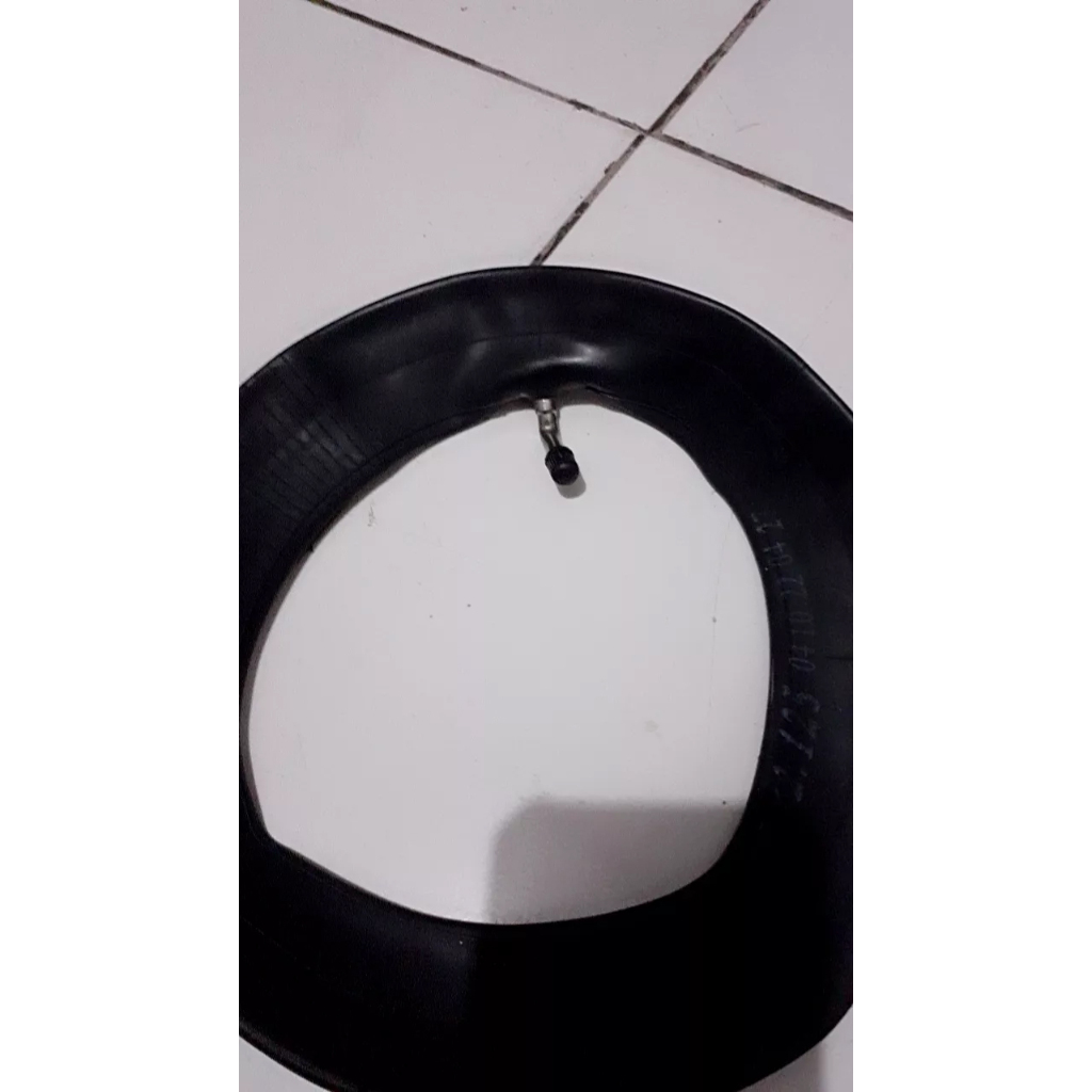 Ban Dalam Skuter Listrik 10 x 2.125 Pentil Bengkok