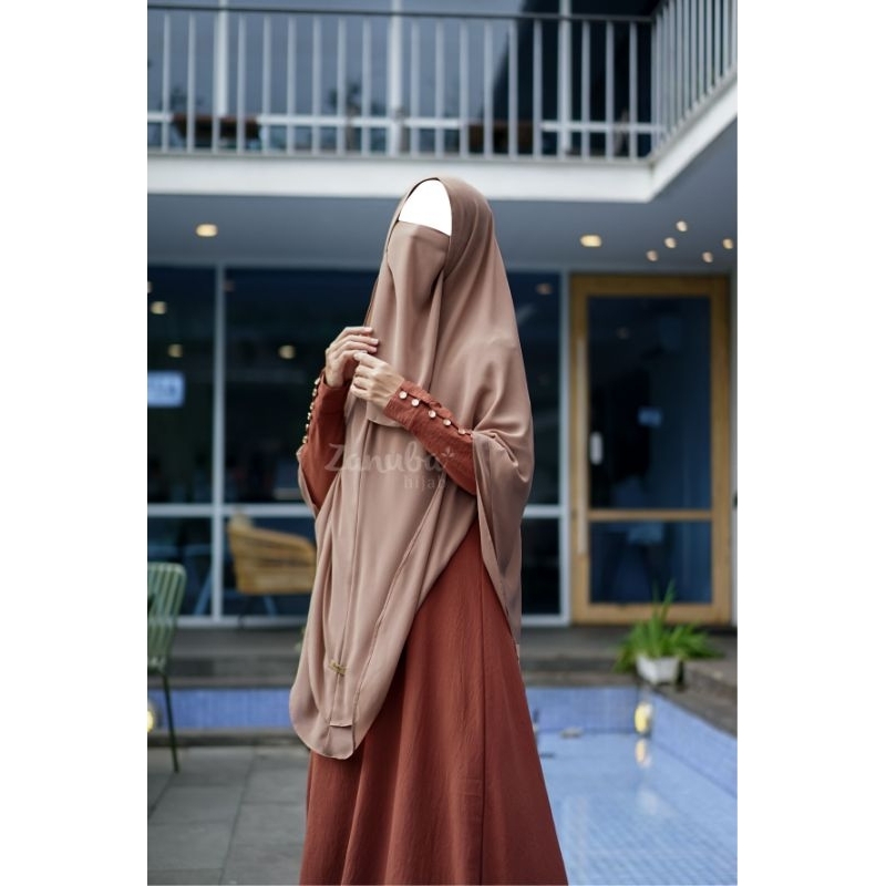 Zanuba hijab crinkle Zirru dress