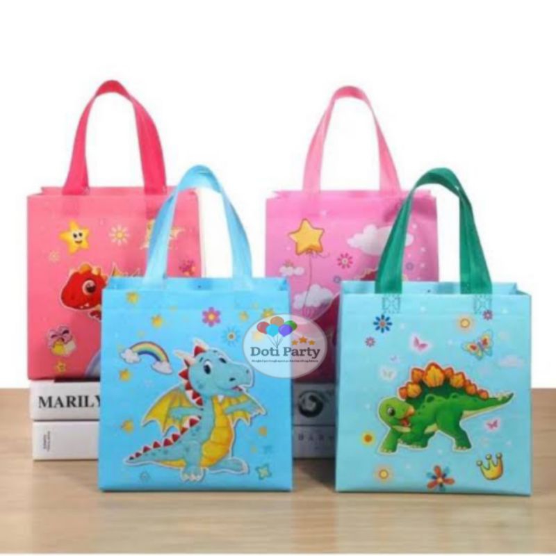 

Tas Souvernir Ulang Tahun Anak / Goodie Bag / Tas Ulang Tahun Cute Dino - S