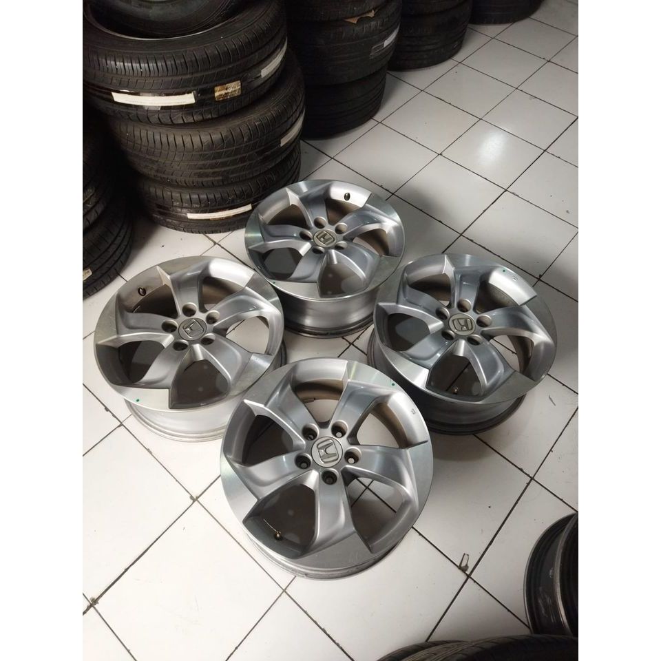 velg mobil bekas OEM HRV ring 17 pcd pcd 5x114,3 lebar 7 et 55