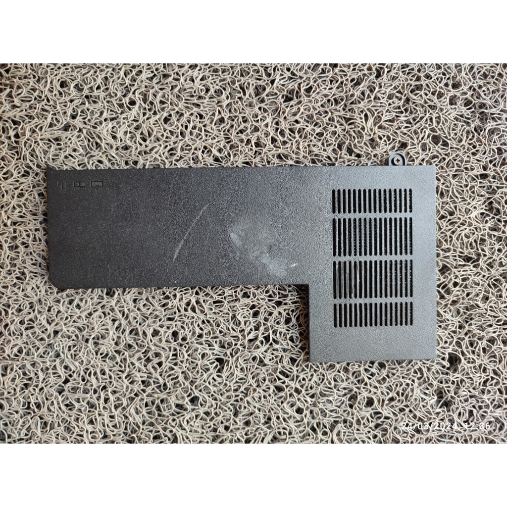 Tutup Ram Tutup Casing Bawah Buttom Case HP 1000