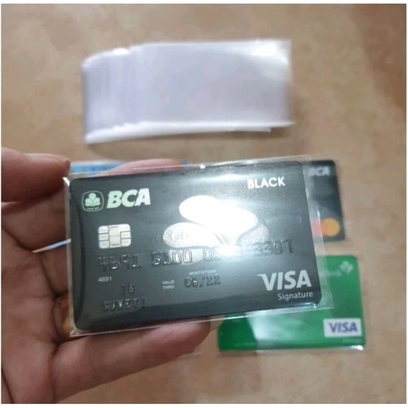 

PLASTIK MIKA PELINDUNG KARTU ID CARD MURAH