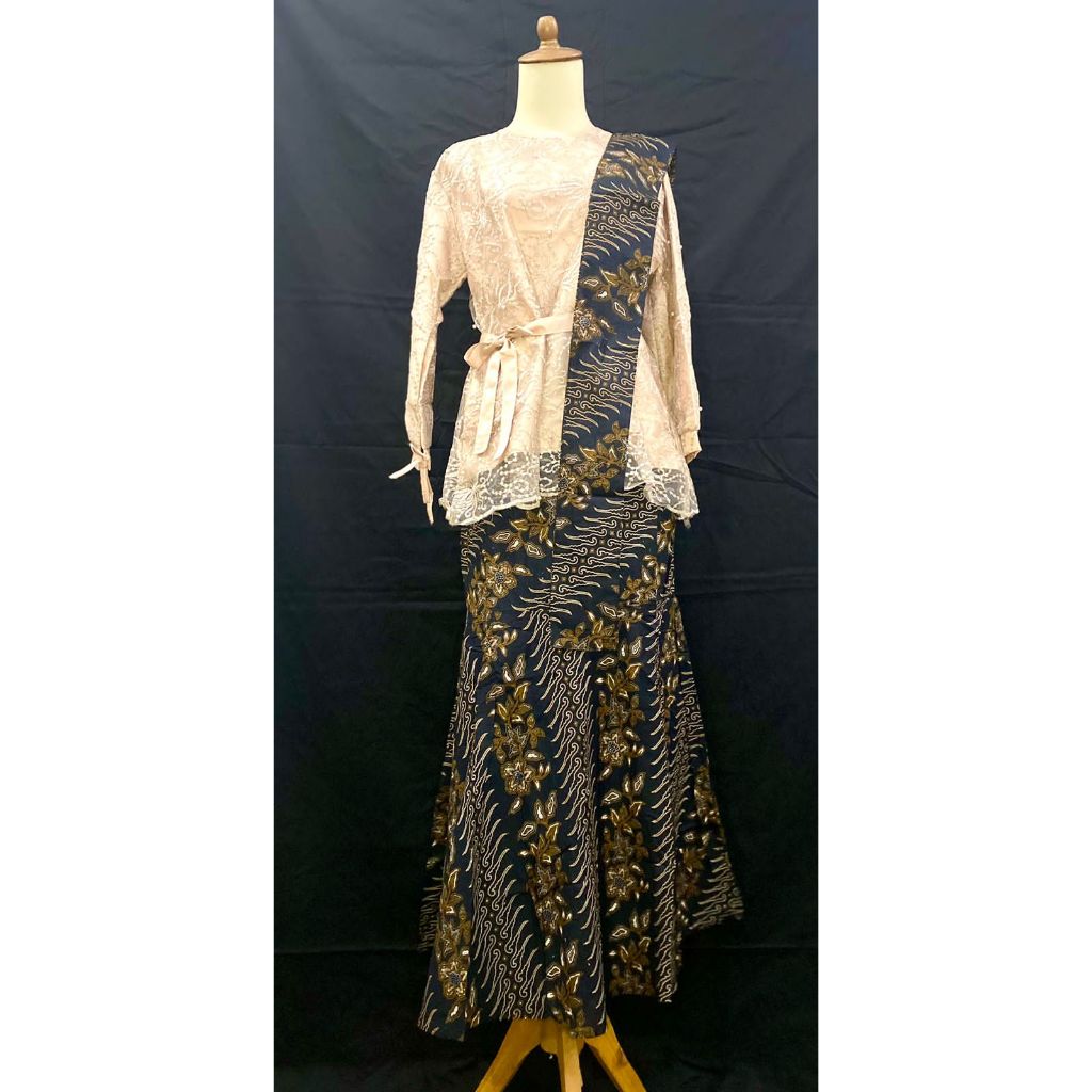 KEBAYA BATIK ROK SPAN BAWAHAN MODERN
