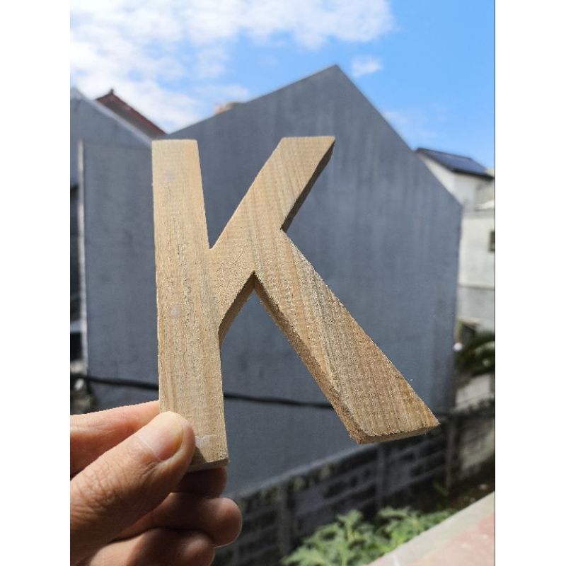 Huruf Timbul Kayu Jati Belanda Tinggi 30cm