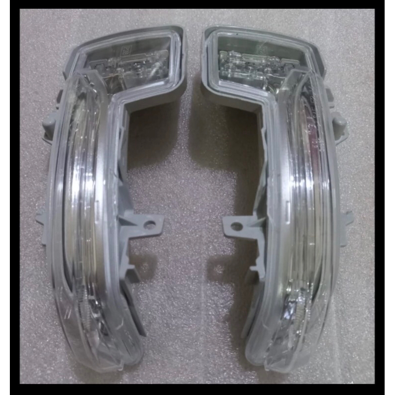 Lampu Sein Spion Xpander Original