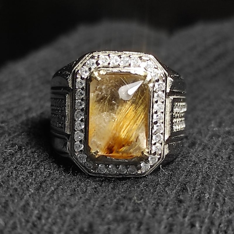 BATU KECUBUNG RAMBUT SEDANA