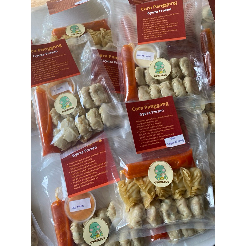 

GYOZAURUS Gyoza Frozen Isi 10 Pcs