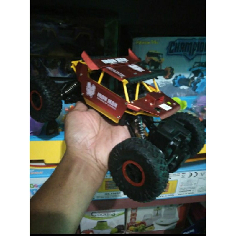 MOBIL REMOTE CONTROL 4WD termurah