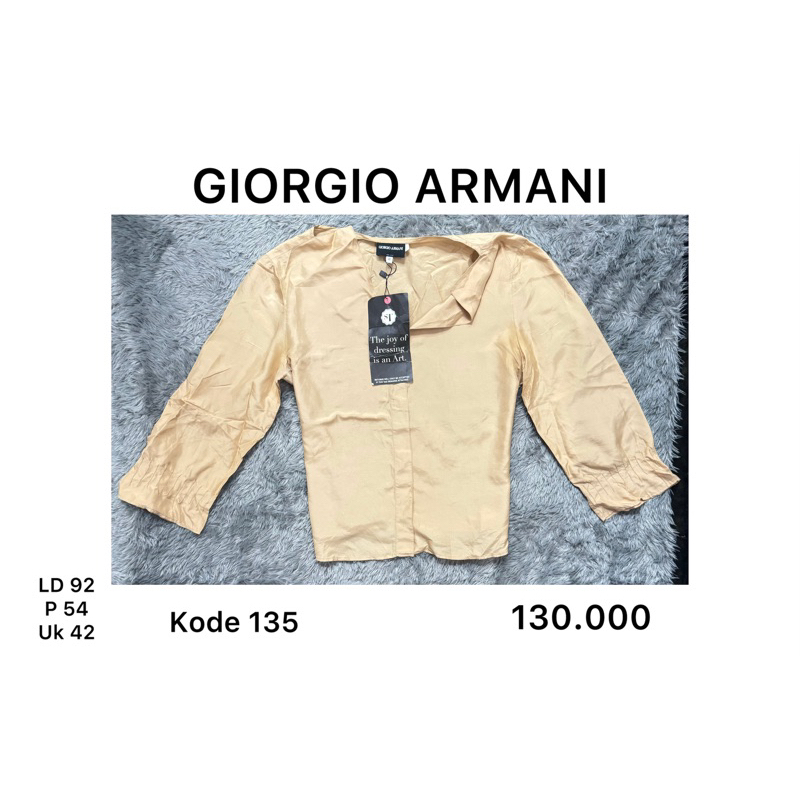 Atasan wanita Giorgio Armani