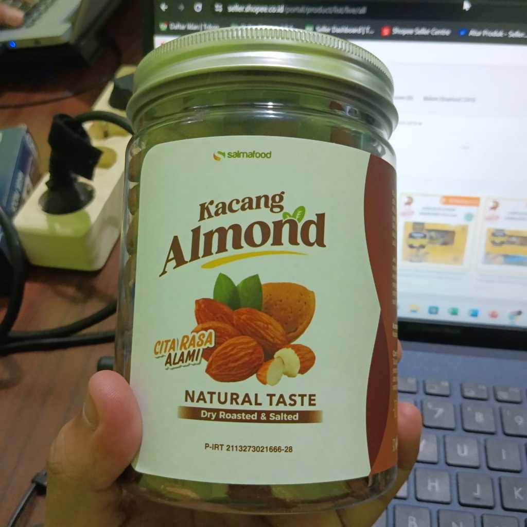 

Kacang Almond Kupas Panggang 400gr Oleh Oleh Haji Umroh Mekah Cita Rasa Alami Asli Original