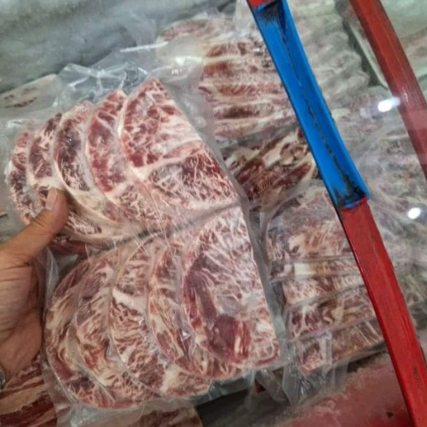 

Ay00! Beef Wagyu Meltique Mess kipas 1kg vackum pack se shoppe