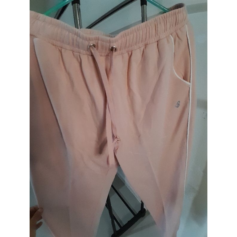 joger pant preloved