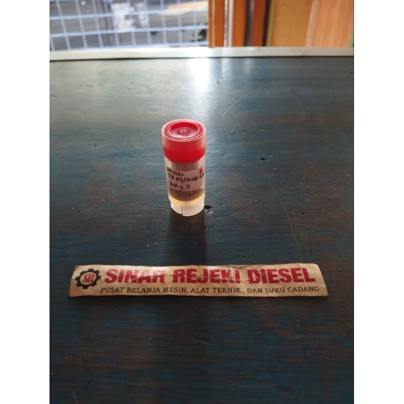 Nozzle Nozle Nosel mesin diesel Kubota KND5B KND80