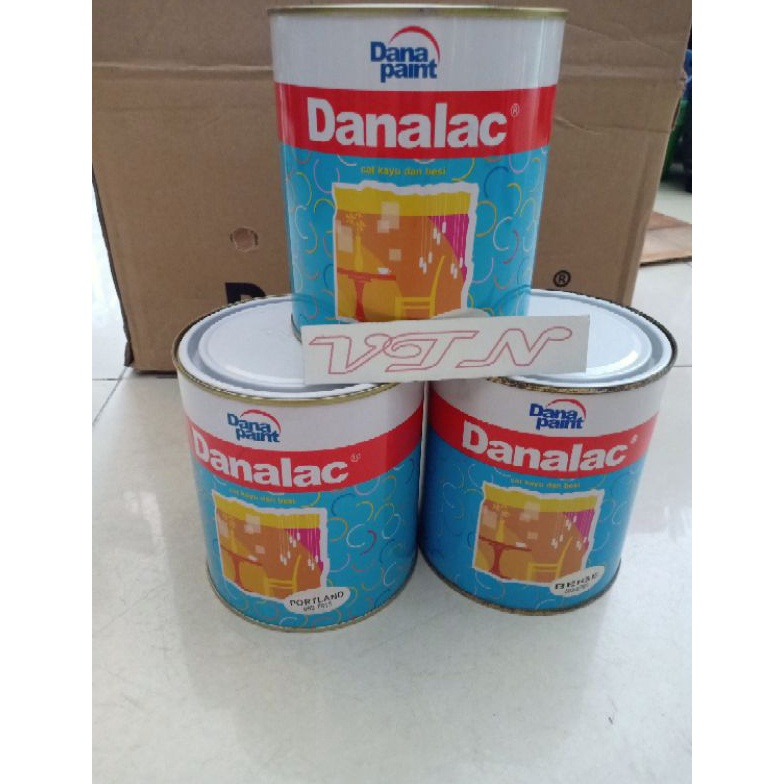 

Cat Minyak Sintesis Kayu dan Besi Danalac Varian Campur 1 ART K5E9