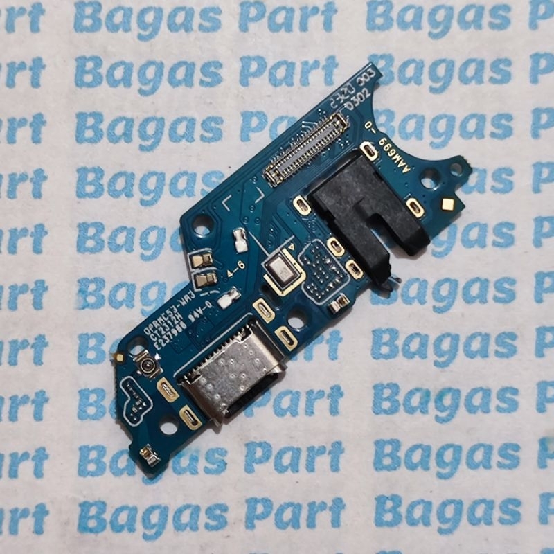 Fleksibel Charger Realme  C51 Papan cas Tipe C