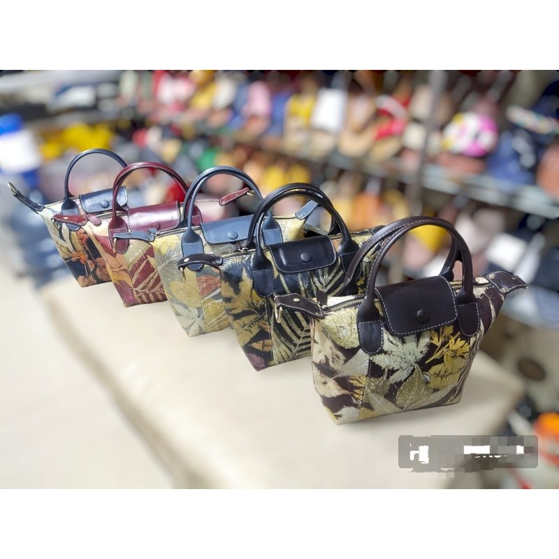 Tas Kulit Ecoprint Selempang