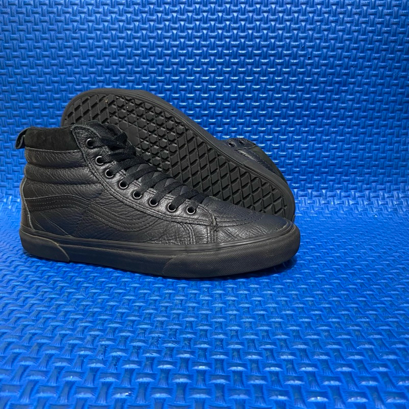 Sk8-Hi scotchgard leather black