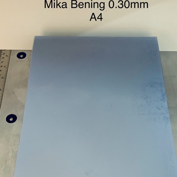 

Harga Terkini PLASTIK MIKA BENING TRANSPARANT TEBAL 3 MM UKURAN A4 isi 1 pcs